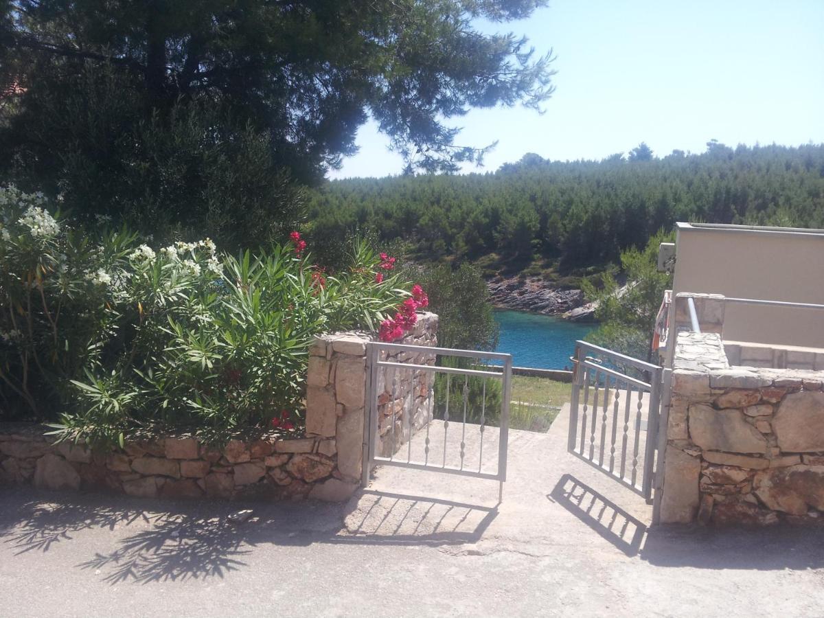 Hvar Melody, Island Hvar, Rosohotnica Bay Basina Luaran gambar